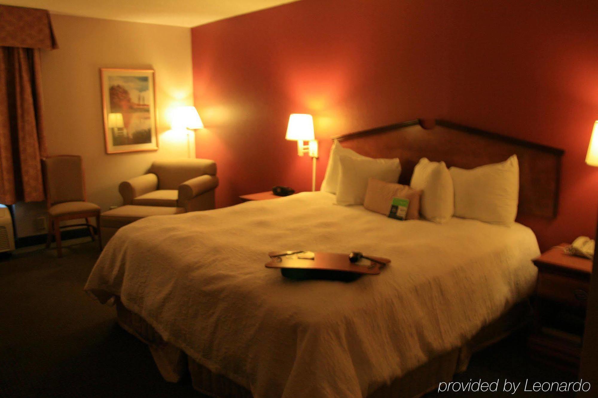 Hampton Inn Birmingham/풀턴데일 객실 사진